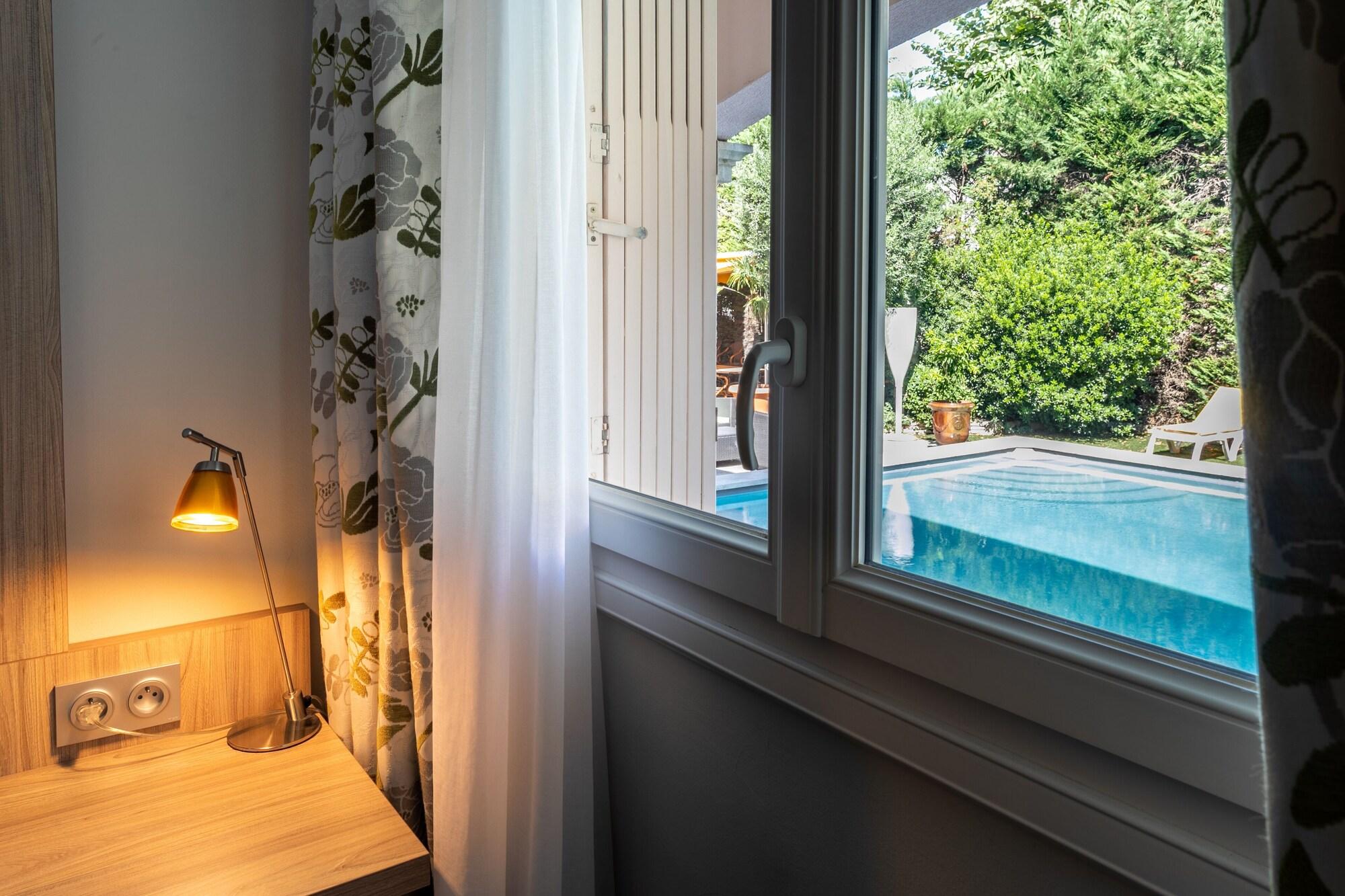 Hotel Mireille Арл Екстериор снимка